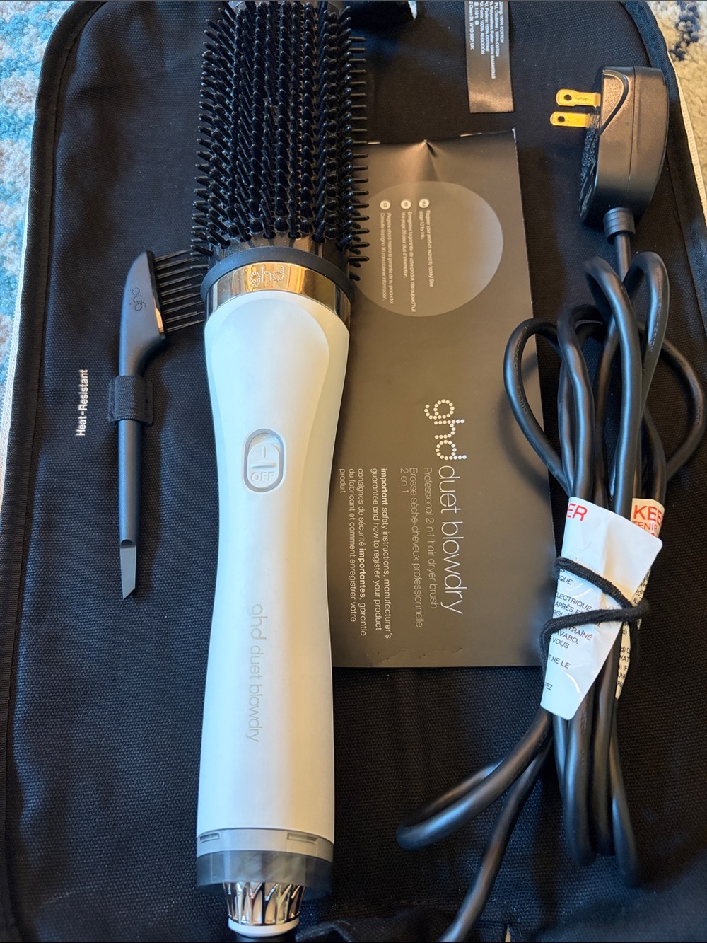 ghd White Heated Round Brush Styler with Carry Case - Picture 2 of 4